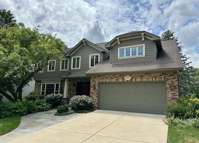 Property at 2261 Remington Dr, Naperville, IL 60565, 5 beds, 3.5 baths