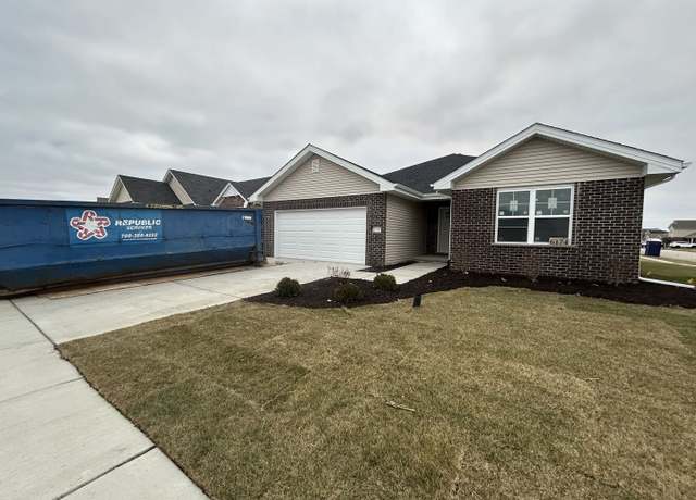 Property at 6174 Park View Dr, Bourbonnais, IL 60914, 3 beds, 2 baths