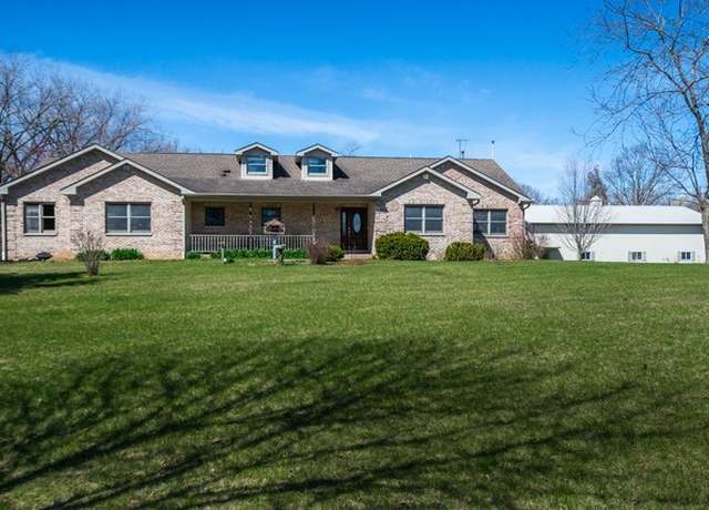 Property at 9506 296th Ave, Salem, WI 53168, 3 beds, 2.5 baths