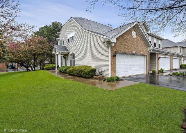 Property at 2825 Collins Ct, Naperville, IL 60563, 2 beds, 2 baths