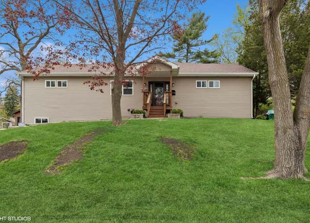 Property at 506 Stuart St, Grayslake, IL 60030, 4 beds, 3 baths