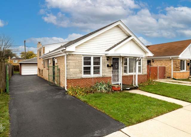 Property at 433 154th Pl, Calumet City, IL 60409, 3 beds, 1.5 baths