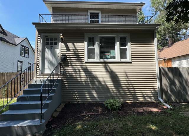 Property at 906 S 10th Ave, Maywood, IL 60153, 3 beds, 2 baths
