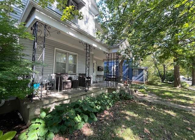 Property at 604 W Main St, Urbana, IL 61801, 6 beds, 6 baths