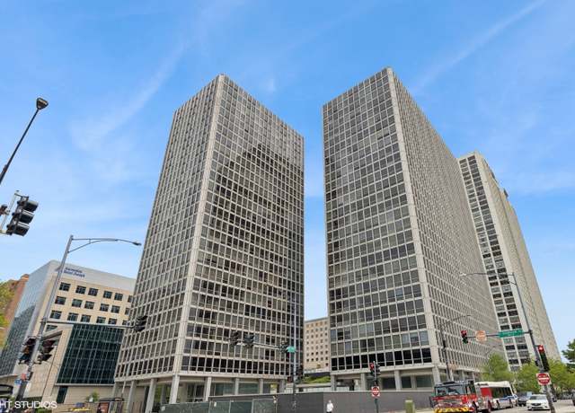 Property at 340 W Diversey Pkwy #1020, Chicago, IL 60657, 2 beds, 2 baths