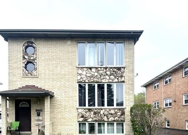 Property at 12211 S Spencer St, Alsip, IL 60803, 8 beds, 5 baths