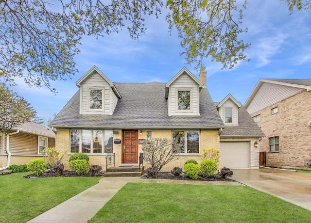 Property at 1634 S Cumberland Ave, Park Ridge, IL 60068, 4 beds, 3 baths