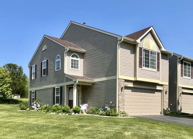 Property at 6941 Brightwater Dr, Fox Lake, IL 60020, 3 beds, 1.5 baths