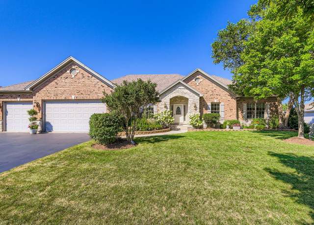 Property at 808 James Dr, Hampshire, IL 60140, 5 beds, 3 baths