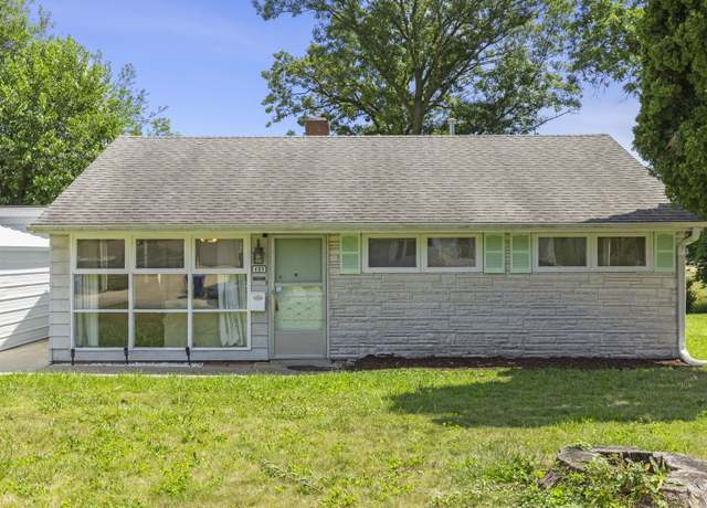 Property at 123 Tilton Park Dr, Dekalb, IL 60115, 3 beds, 1 bath
