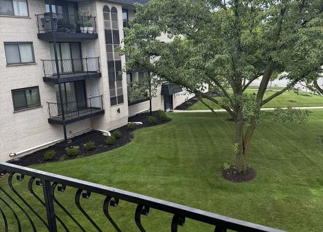 Property at 6950 W Forest Preserve Dr #202, Norridge, IL 60706, 1 bed, 1 bath