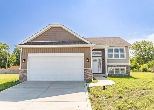Property at 8215 Marshall St, Merrillville, IN 46410, 4 beds, 3 baths