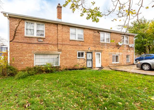 Property at 2024 Vermont St, Blue Island, IL 60406, 7 beds, 4 baths