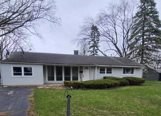Property at 17829 Baker Ct, Country Club Hills, IL 60478, 4 beds, 2 baths