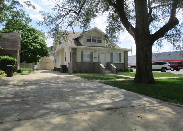 Property at 314 E Sangamon Ave, Rantoul, IL 61866, 4 beds, 2 baths