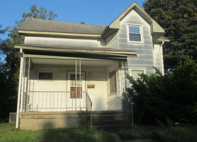Property at 701 Harmon St, Danville, IL 61832, 3 beds, 2 baths