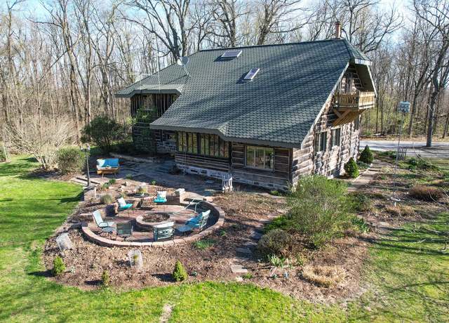 Property at 2655 County Road 550 East, Mahomet, IL 61853, 3 beds, 3 baths