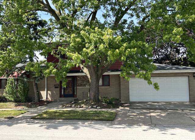 Property at 621 Superior Ave, Calumet City, IL 60409, 3 beds, 1.5 baths