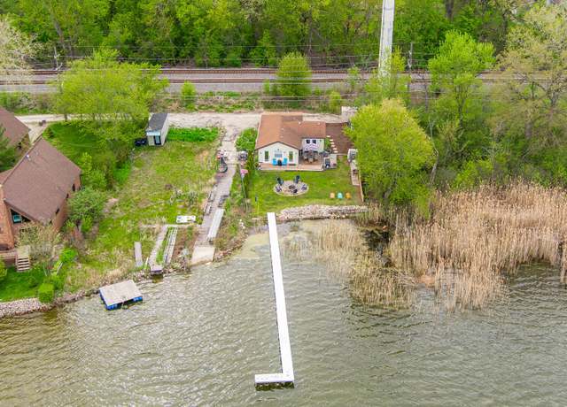 Property at 40492 N Lambert Dr, Antioch, IL 60002, 2 beds, 1 bath