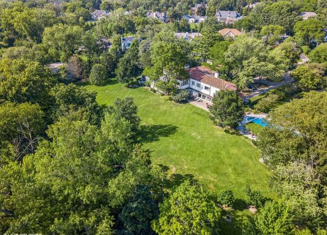 Property at 1119 Longvalley Rd, Glenview, IL 60025