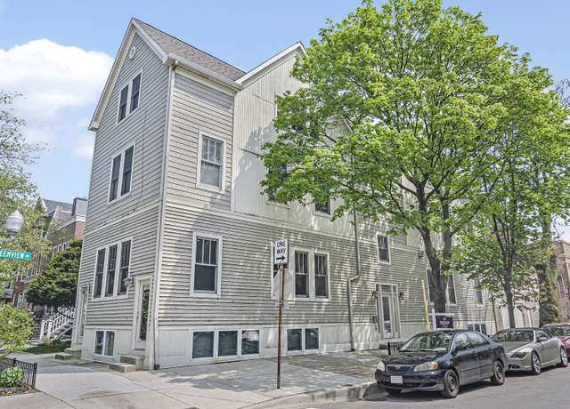 Property at 1459 W Melrose St Unit 1N, Chicago, IL 60657, 2 beds, 2.5 baths