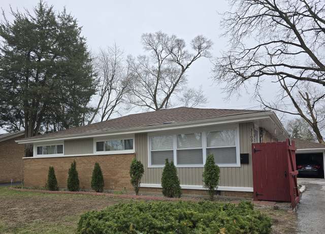 Property at 3109 Sussex Ave, Markham, IL 60428, 3 beds, 1.5 baths