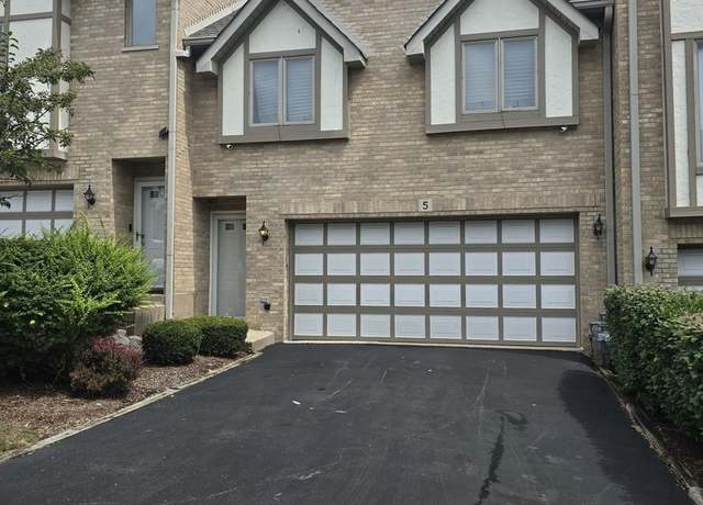 Property at 5 S Cliffside Dr #5, Willow Springs, IL 60480, 2 beds, 2 baths