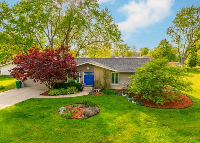 Property at 355 Lee St, Manhattan, IL 60442, 3 beds, 1.5 baths
