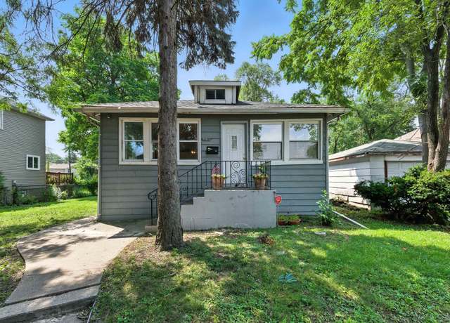 Property at 1121 W 104th St, Chicago, IL 60643, 3 beds, 2 baths