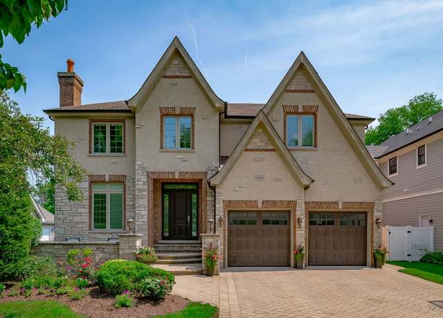 Property at 665 S Euclid Ave, Elmhurst, IL 60126, 5 beds, 5 baths