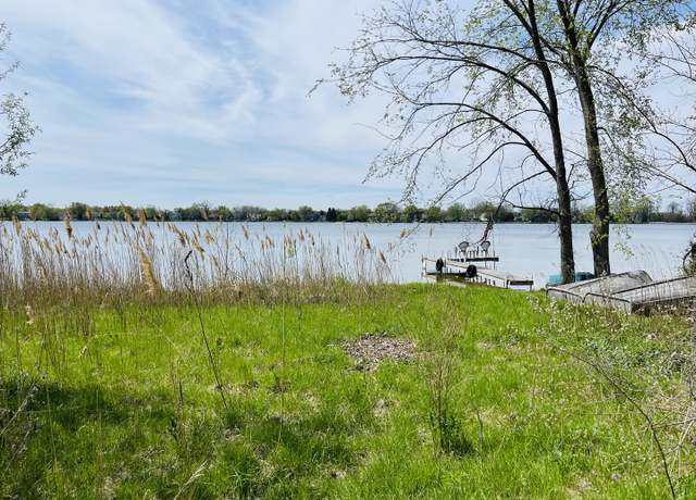 Property at 34871 N Lake Shore Dr, Lake Villa, IL 60046