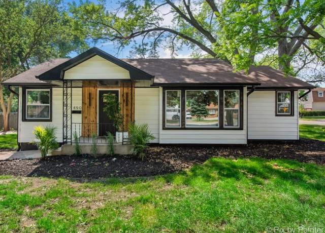 Property at 490 S Mchenry Ave, Crystal Lake, IL 60014, 4 beds, 2 baths