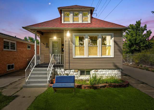 Property at 3604 W 65th Pl, Chicago, IL 60629, 6 beds, 2 baths