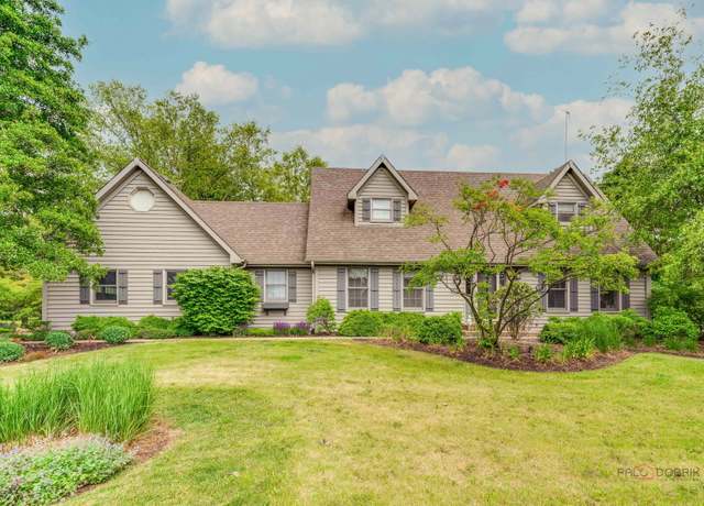 Property at 10916 Jani Ln, Marengo, IL 60152, 3 beds, 2.5 baths