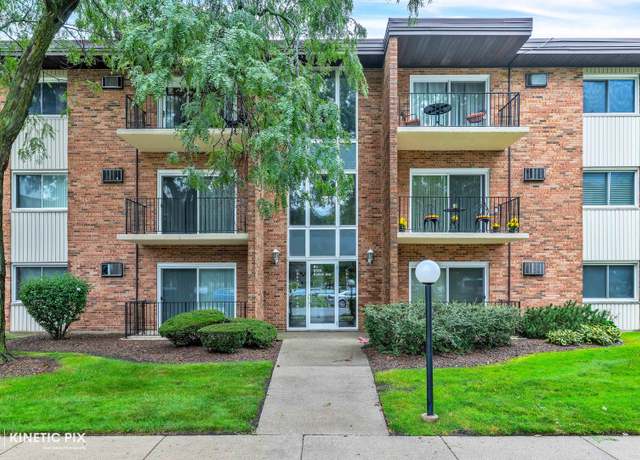 Property at 9720 S Karlov Ave #202, Oak Lawn, IL 60453, 2 beds, 1 bath
