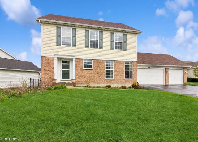Property at 127 Berkshire Dr, Dekalb, IL 60115, 3 beds, 2 baths