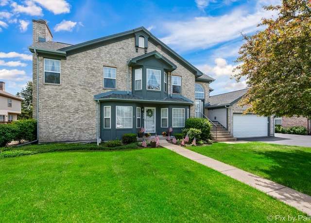 Property at 532 Kresswood Dr #532, Mchenry, IL 60050, 3 beds, 2 baths
