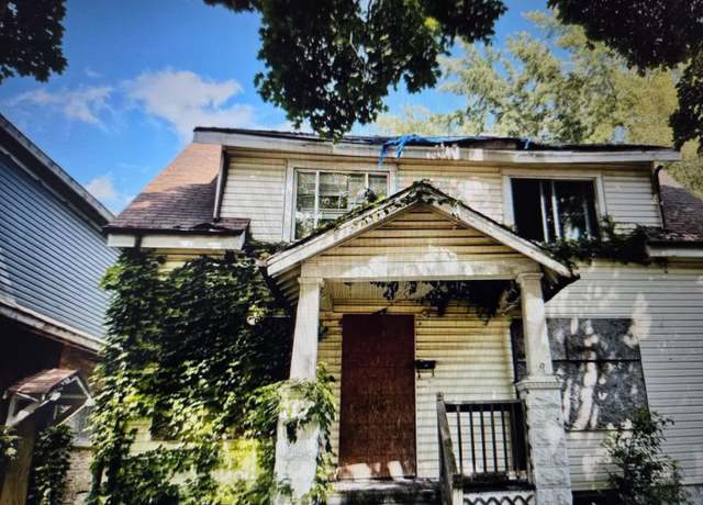 Property at 11821 S Harvard Ave, Chicago, IL 60628, 5 beds, 2 baths