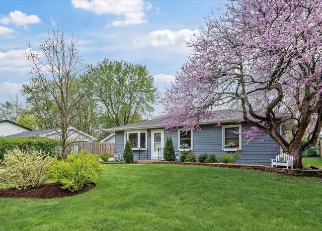 Property at 125 Laurie Ln, Oswego, IL 60543, 3 beds, 1.5 baths