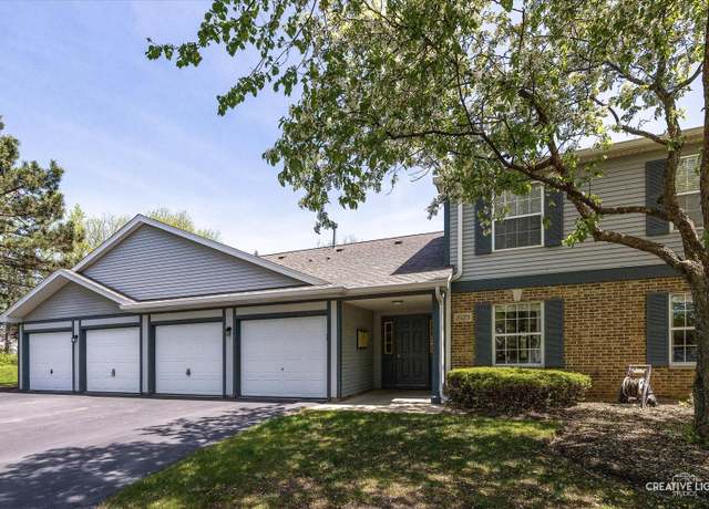 Property at 1025 Chaucer Ct E Unit B, Elgin, IL 60120, 2 beds, 2 baths