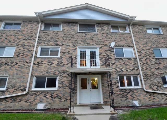 Property at 5848 W 76th Pl #202, Burbank, IL 60459, 2 beds, 1.5 baths