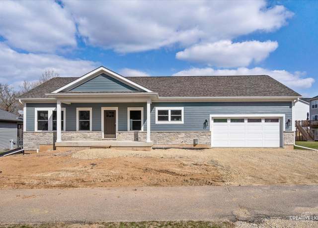Property at 595 Mildred Dr, Marengo, IL 60152, 2 beds, 3 baths