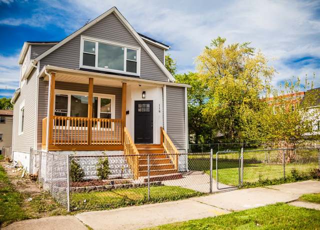 Property at 118 W 118th St, Chicago, IL 60628, 5 beds, 2 baths