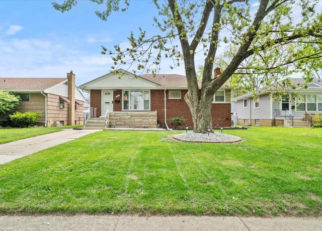 Property at 383 Clyde Ave, Calumet City, IL 60409, 3 beds, 1 bath