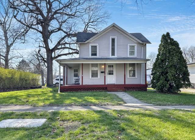 Property at 415 N 3rd St, Watseka, IL 60970, 2 beds, 1 bath