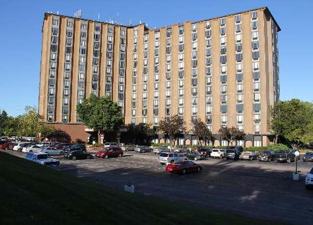 Property at 1 Renaissance Pl #1212, Palatine, IL 60067, 1 bed, 1 bath