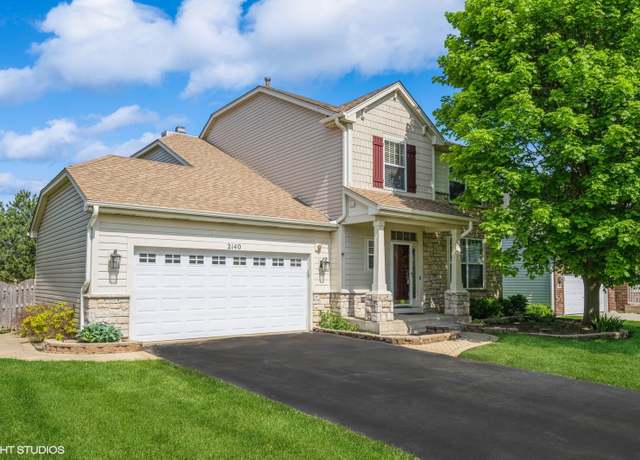 Property at 2140 Colchester Ct, Hoffman Estates, IL 60192, 4 beds, 2.5 baths