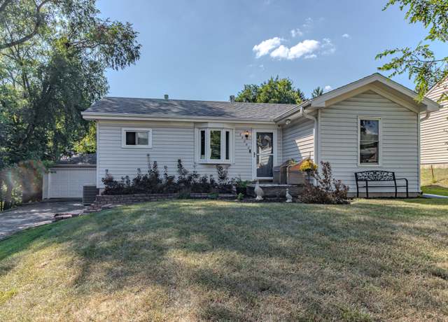 Property at 35060 N Hilldale Dr, Ingleside, IL 60041, 3 beds, 1.5 baths