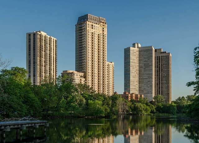 Property at 2550 N Lakeview Ave Unit N204, Chicago, IL 60614, 3 beds, 3 baths