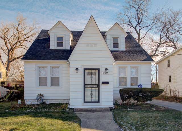 Property at 15015 Riverside Dr, South Holland, IL 60473, 3 beds, 1 bath